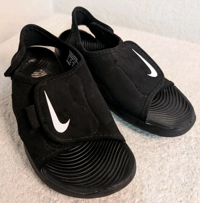 Nike Sunray Adjust 5 V2 Kids Sandals Shoe Water Play Size 1Y Black White - Image 1 of 4