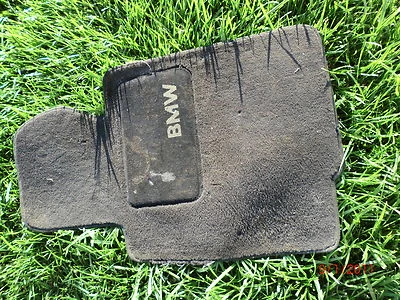 (2000-2005) Tapete de assoalho BMW E46 325i 323i 328i 330i 330Ci 325Ci 323Ci 320i 318i M3 - Imagem 1 de 4