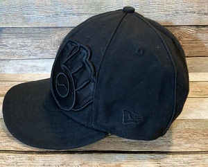 New Era Milwaukee Brewers WOOL Hat Cap 7 1/8 Cooperstown Collection Fitted Black - Picture 1 of 8