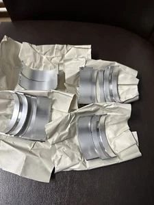 A6170300640 New genuine Crankshaft Bearing repair size1 69,75mm Mercedes - Picture 1 of 3