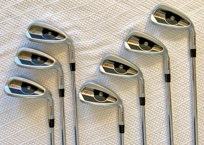 7 Pc PING G 400 RED DOT IRON SET NEW GRIPS 5-6-7-8-9-W-U  HEAD COVERS NO RESERVE - Image 1 of 4