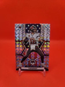 2022 Mosaico Panini Tom Brady National Pride Mosaico de Plata #251 Bucaneros - Imagen 1 de 2