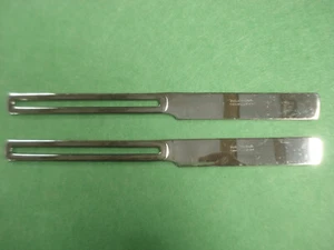 Tools of the Trade ~DUKE ~ Glossy Stainless ~ 9 1/8" ~ Dinner Knives ~ Lot of 2 - Picture 1 of 2