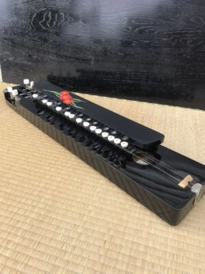 SUZUKI Taishogoto SAKYU Soprano Electric Harp Koto Instrument Stringed W/ Case - Image 1 of 4