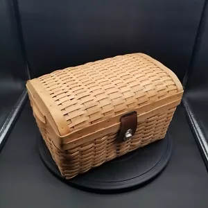 Cassa del tesoro in legno tessuto con fibbia con coperchio a cerniera e fibbia 13 x 8,75 x 8 - Foto 1 di 12