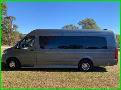 2019 Mercedes-Benz Sprinter 3500 Extended XD Wheelchair Lift Stock#9701832 - Image 1 of 4