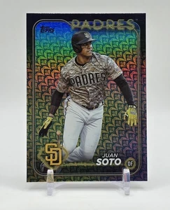 2024 Topps Serie 1 Juan Soto Holiday PADRES #50 - Imagen 1 de 2