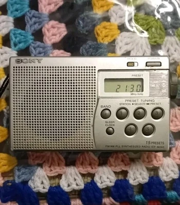 RADIO PORTATIL SONY ICF-M260 340z5 - Imagen 1 de 2