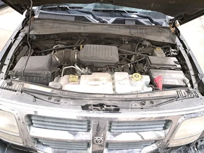 Eje/nudillo delantero lado conductor LH 2007 Nitro Sku#4284821 Foto 1 de 4