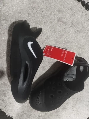 Zapatos de agua Nike para niños Aquaswoosh talla 11 Foto 1 de 4