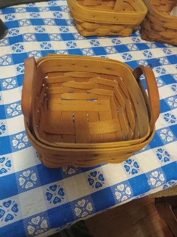 Longaberger Small Basket with Leather Handles - 1993 Cover