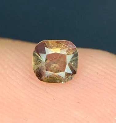 0.35CT Magnificent Transparent Untreated Natural Ultra Rare Axinite - Image 1 of 4