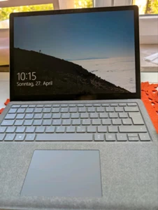 Microsoft Surface Laptop 2 – 13,5” 1769 Intel Core i5-8350U 4x 1,7 GHz - Imagen 1 de 4