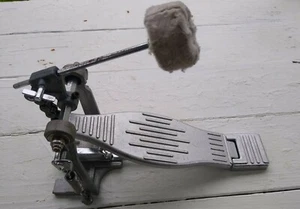 Chain Drive Bass Drum Pedal Used - Picture 1 of 8
