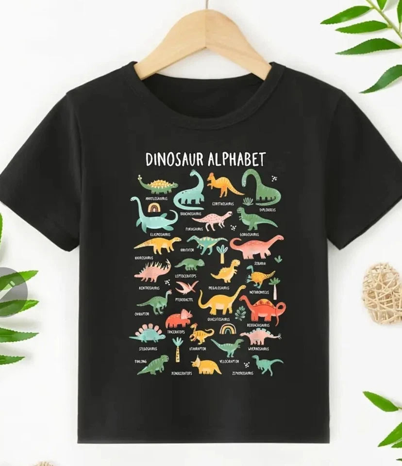 Camiseta alfabeto dinosaurio en 5-6juventud Foto 1 de 2