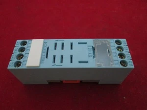 Releco S7-M Socket Relay - Picture 1 of 2