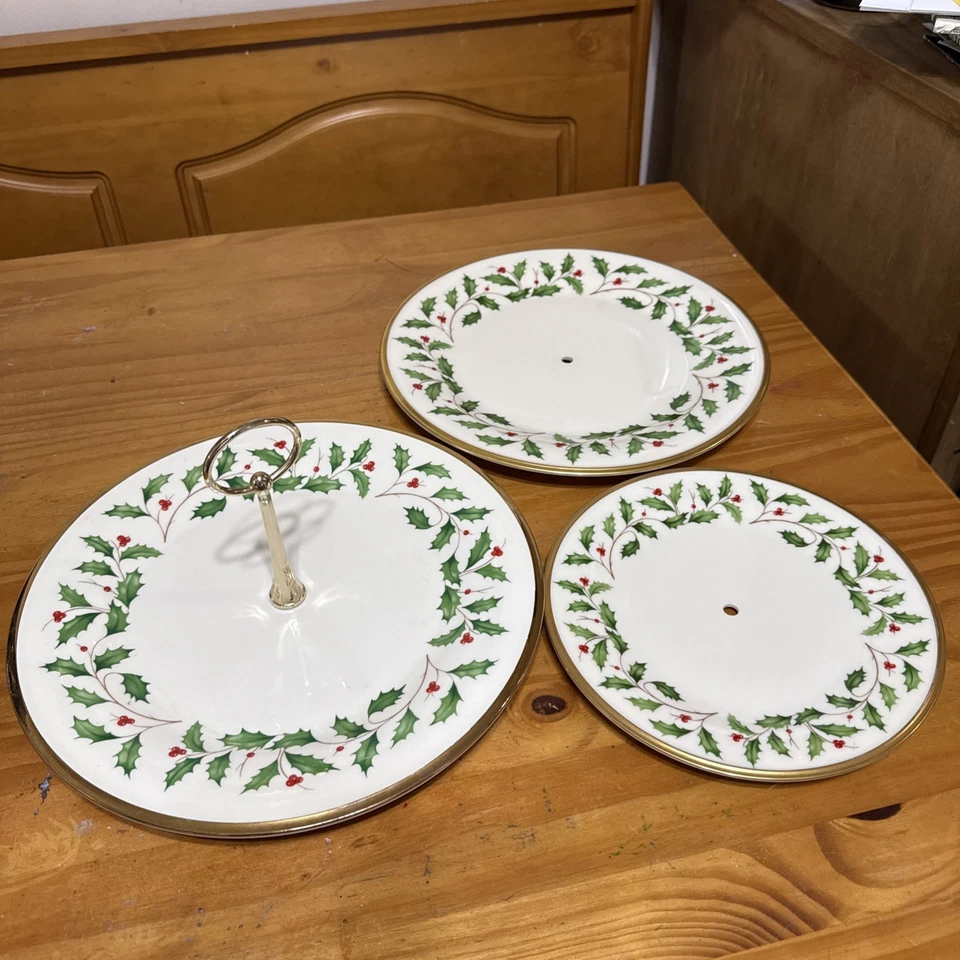 De colección Lenox Holiday Juego de 3 piezas Bandejas de Servidor Acebo y Bayas Borde Oro 24K EE. UU. Foto 1 de 4