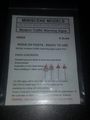 N Gauge Ancorton Models NWS5 Modern Traffic Warning Sign Post School Ahead - Image 1 of 3