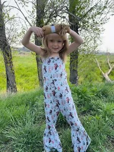 Western Cowgirl Print Romper Jumpsuit, Vintage Retro Cowgirl Outfit, Pink & Blue - Picture 1 of 10