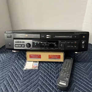 SONY MXD-D3 MINIDISC RECORDER & CD PLAYER DECK - SERVICED - CLEANED - TESTED - Picture 1 of 9