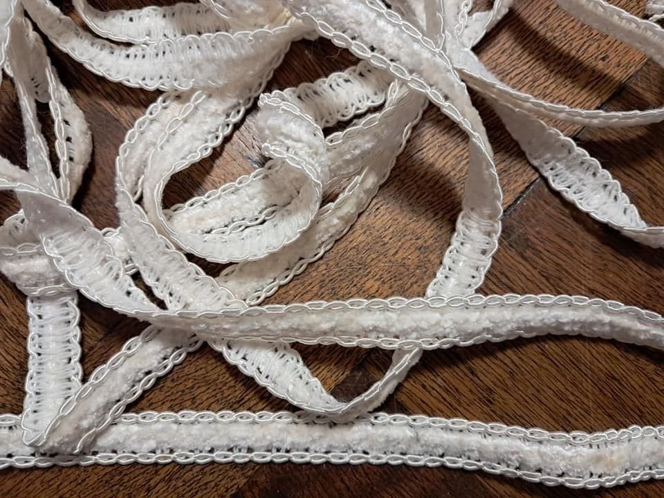 no 10  galon passementerie ancien soyeux  long 2,50 m - Photo 1/1