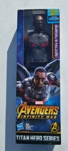 NUOVO PERSONAGGIO MARVEL FALCON 12” AVENGERS INFINITY WAR TITAN HERO SERIES - Foto 1 di 4