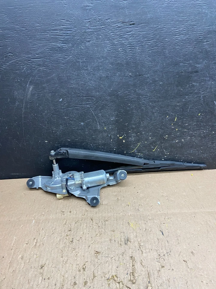 2007 to 2015 Mazda CX-9 CX9 Windshield Rear Wiper Motor t6449 DG - Image 1 of 4