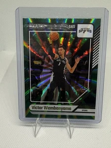 Victor Wembanyama #6 2024-25 Panini Donruss Holo Green Laser San Antonio Spurs - Bild 1 von 1