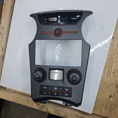 2007-2012 Kia Rondo Radio Stereo Temperature Climate Control  Dash Trim Bezel  - Image 1 of 4