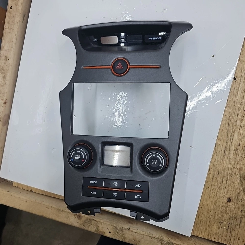 2007-2012 Kia Rondo Radio Stereo Temperature Climate Control  Dash Trim Bezel  - Image 1 of 4