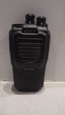 HYT TC-610U(2) UHF 450-470 Mhz 16 Channel 5W Two Way Radio - Image 1 of 4