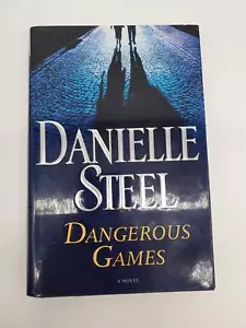 Danielle Steel - Dangerous Games 2017 - Hardcover Book - Picture 1 of 3