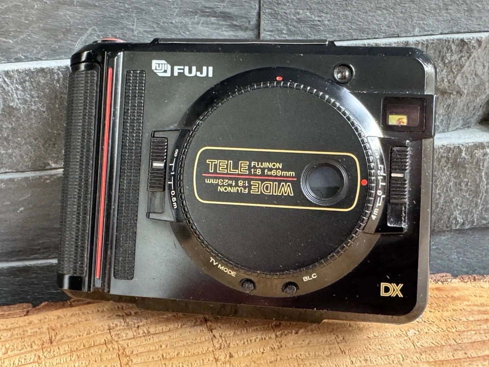 Fuji TW-3 Kleinbild-Halbformat-Kamera 18x24mm. 1.8 F 69mm Made In Japan Vintage - Bild 1 von 4