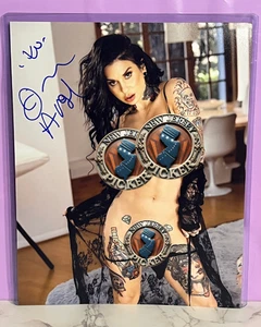 Joanna Angel Spicy Black Lingerie Standing signed Autogramm 8x10 - Bild 1 von 1