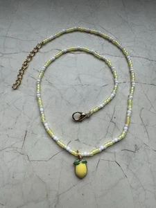Kette Perlen Gelb Zitrone Goldener Verschluss Handgemacht Charm Zitrone - Bild 1 von 3