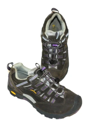 KEEN BROWN LEATHER WATERPROOF HIKING SHOES GIRLS SZ 4 *EUC* - Image 1 of 4