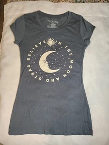 New XS (1) WOUND UP Believe In the Moon & Stars T-SHIRT Measurements In Pic  - Picture 1 of 9