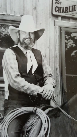 Charlie Daniels Signed Publicity Shot 8" X 10" Black & White Glossy Cover