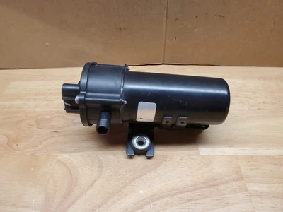 03-06 Chevy/GMC BOMBA DE ASISTENCIA DE VACÍO DE FRENO SUPLEMENTARIO 18046407 Original OEM GM Foto 1 de 4