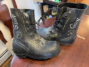 Vtg 1985 BATA US Military Mickey Mouse Bunny Boots Black Extreme Cold 8R Named - Picture 1 of 9