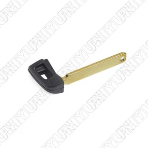 1 Pc Uncut Remote Emergency Insert Key Replacement For Toyota Sienna 2011-2019 - Picture 1 of 6