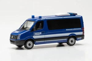 herpa - VW Crafter bus flat roof THW Freising (Bayern/Freising) - Bild 1 von 5