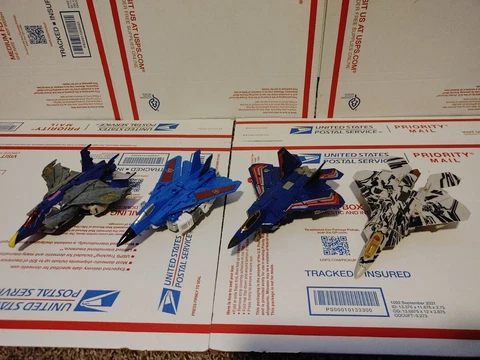 Transformers Planes Lot Thundercracker G2 Combiner Wars Air Raid, 2 for parts Cover