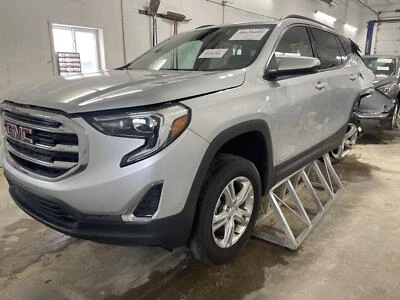 Conjunto de bomba y motor ABS usado se adapta a: montaje Gmc Terrain 2020 con crucero adaptativo Foto 1 de 4