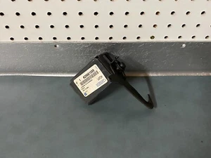 GM OEM NOS 25661089 Upper Hood Latch 1992-2002 Cadillac Eldorado - Bild 1 von 3