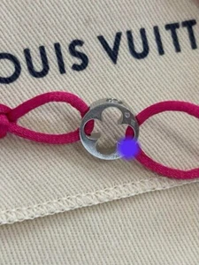 Louis Vuitton Bracelet Lien Empreinte K18 750 White Gold Pink Cord Used - Picture 1 of 7