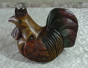 Vintage Carved Wood Rooster Chicken Figurine 4" Tall Farmhouse Decor Folk Art - Picture 1 of 8