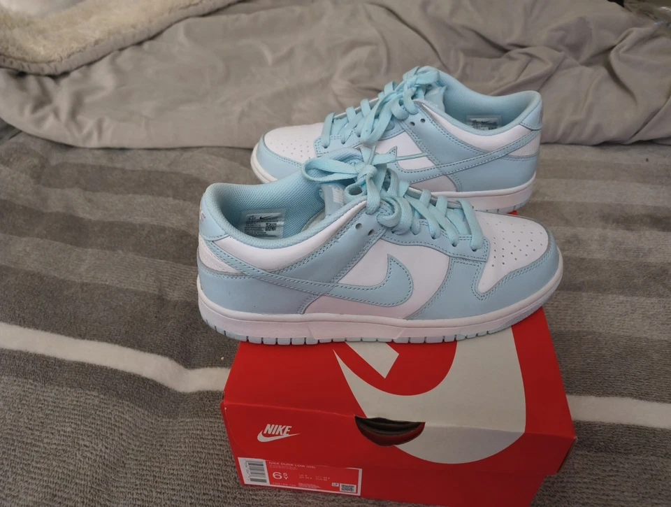 Nike Dunk Low Blanco/Azul Glaciar Talla 6.5y Foto 1 de 4
