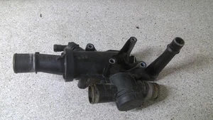 Caja del termostato del circuito de agua PEUGEOT 407 PHASE 1 BREAK - Imagen 1 de 9