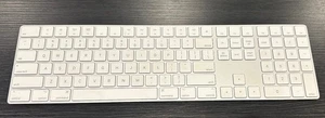 Apple Magic Keyboard WhiteWith Numeric Keypad A1843 Great Condition Rechargeable - Picture 1 of 3